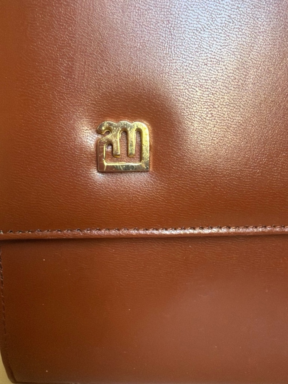 MCM style Vintage Orange Briefcase with Wooden Handle - Picture 2 of 7